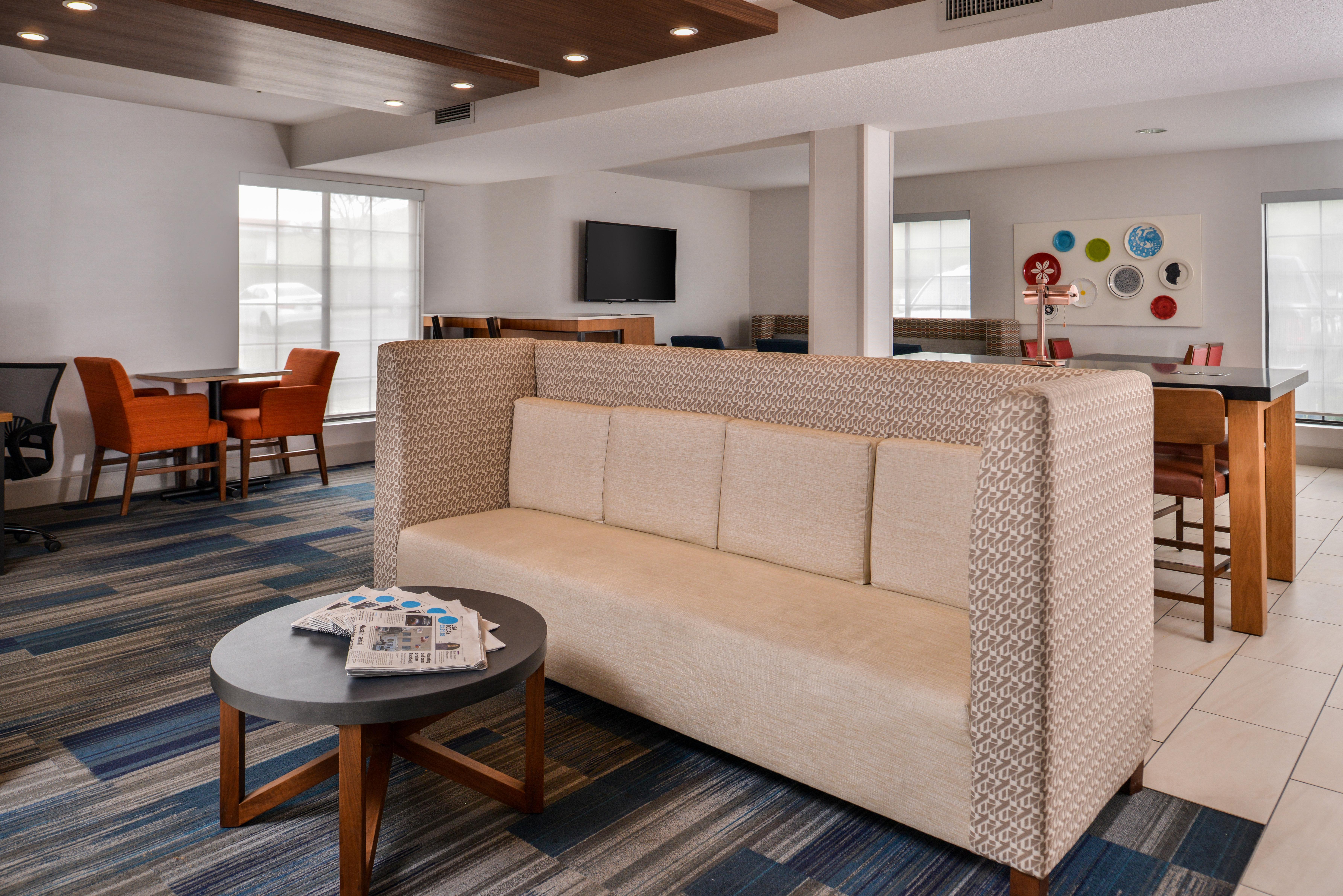 Holiday Inn Express Westley By Ihg Exteriér fotografie