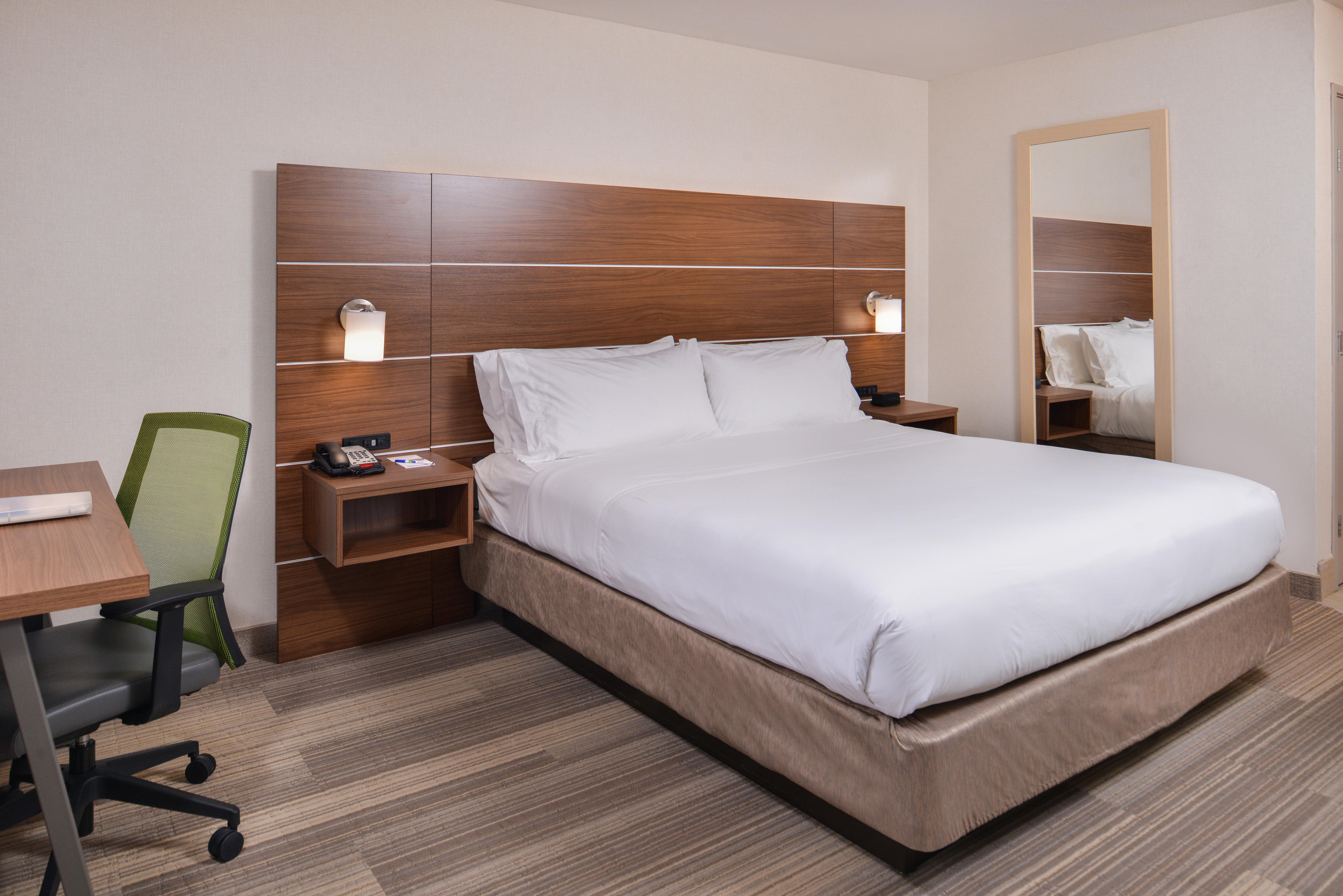 Holiday Inn Express Westley By Ihg Exteriér fotografie